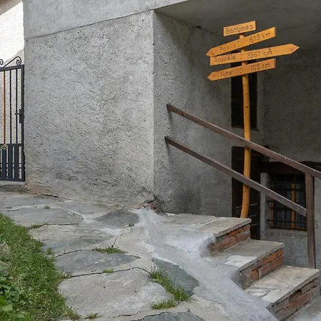 Maison Bertines Ii *