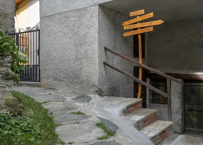 Maison Bertines Ii *